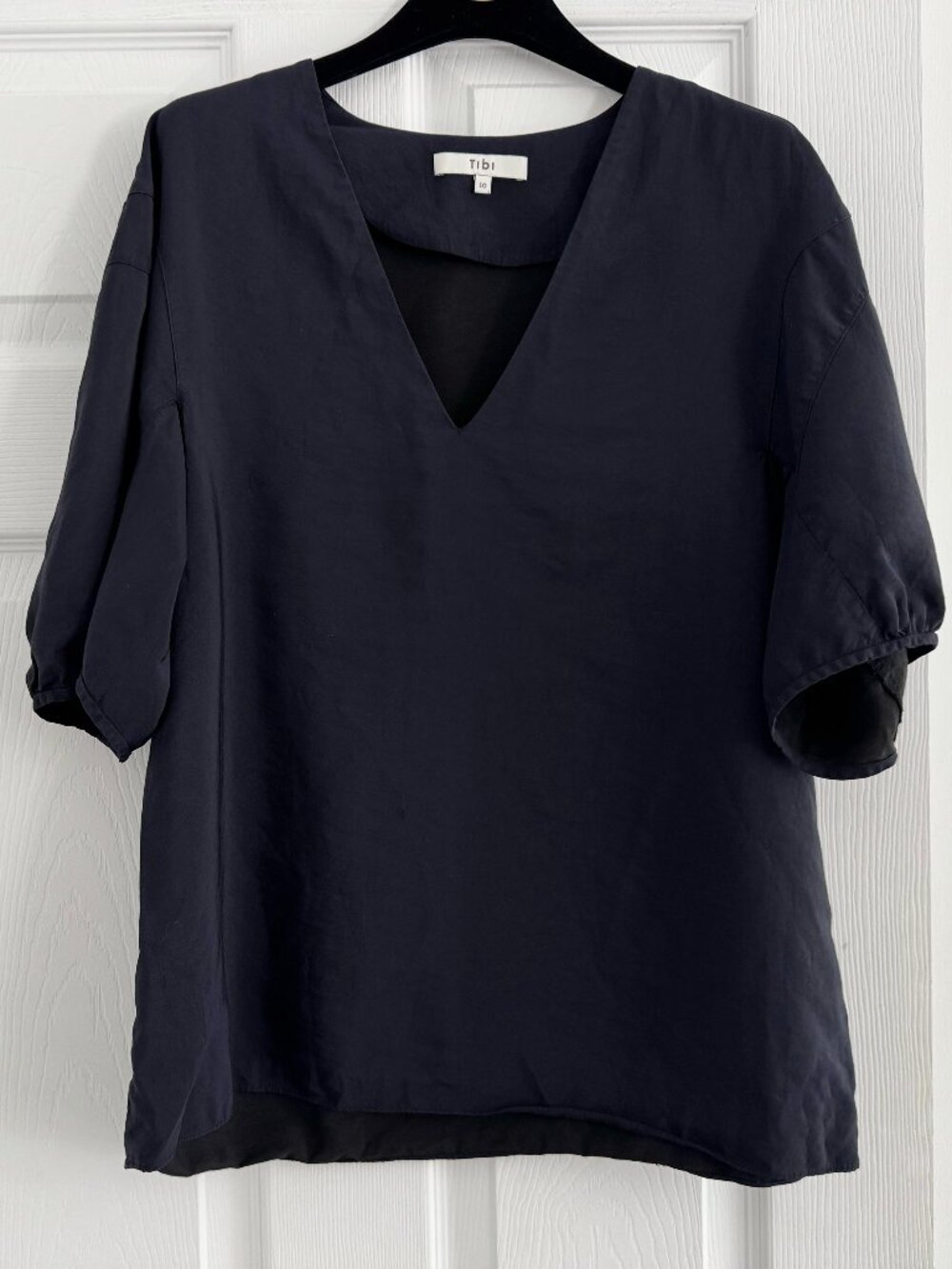 Tibi V-Neck Top in Navy, size 10.